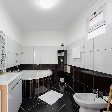 Semesterbostad Cantinho Do Ceu, Views, Peace, Comfort & Bbq Ribeira Brava