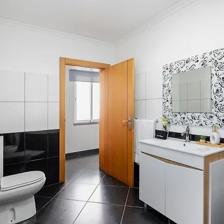 Semesterbostad Cantinho Do Ceu, Views, Peace, Comfort & Bbq Ribeira Brava