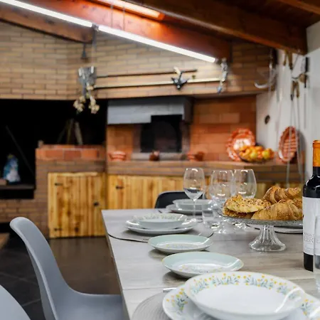 Cantinho Do Ceu, Views, Peace, Comfort & Bbq Holiday home