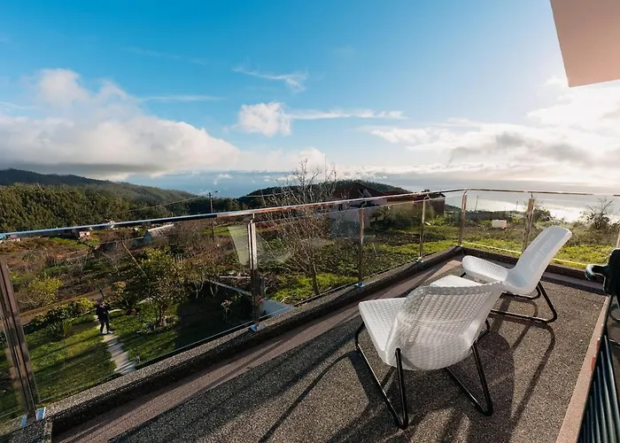 Vakantiehuis Cantinho Do Ceu, Views, Peace, Comfort & Bbq *